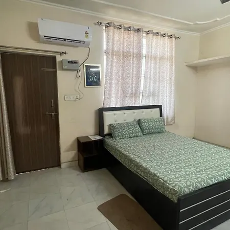 Siddheshwar Nilayam Home Stay Varanasi Exterior photo