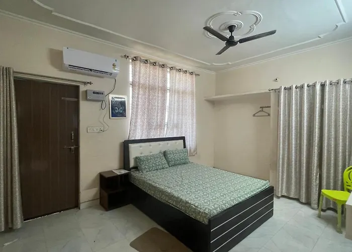 Siddheshwar Nilayam Home Stay